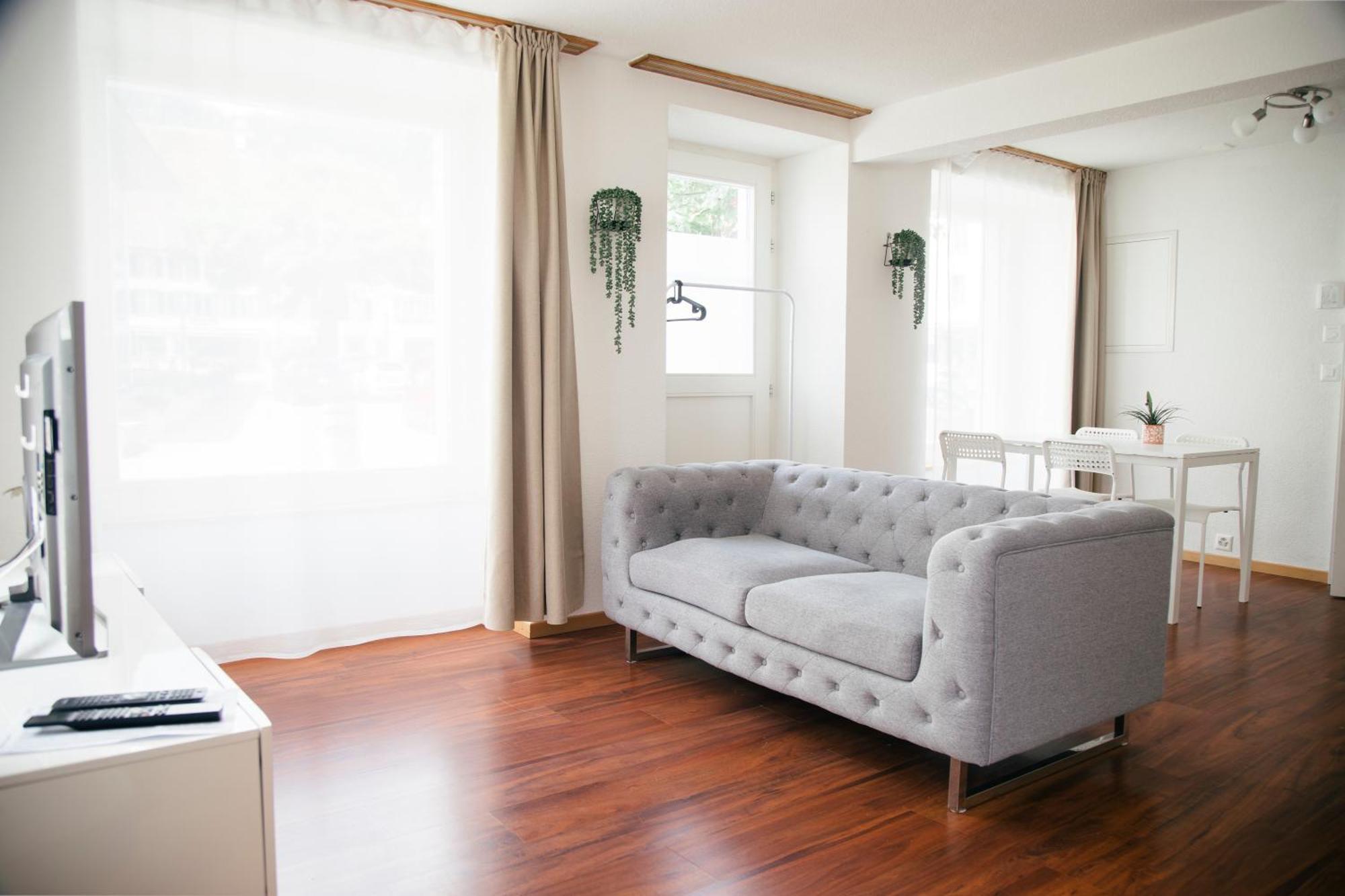 Nimbuzzz Apartments Unterseen ภายนอก รูปภาพ