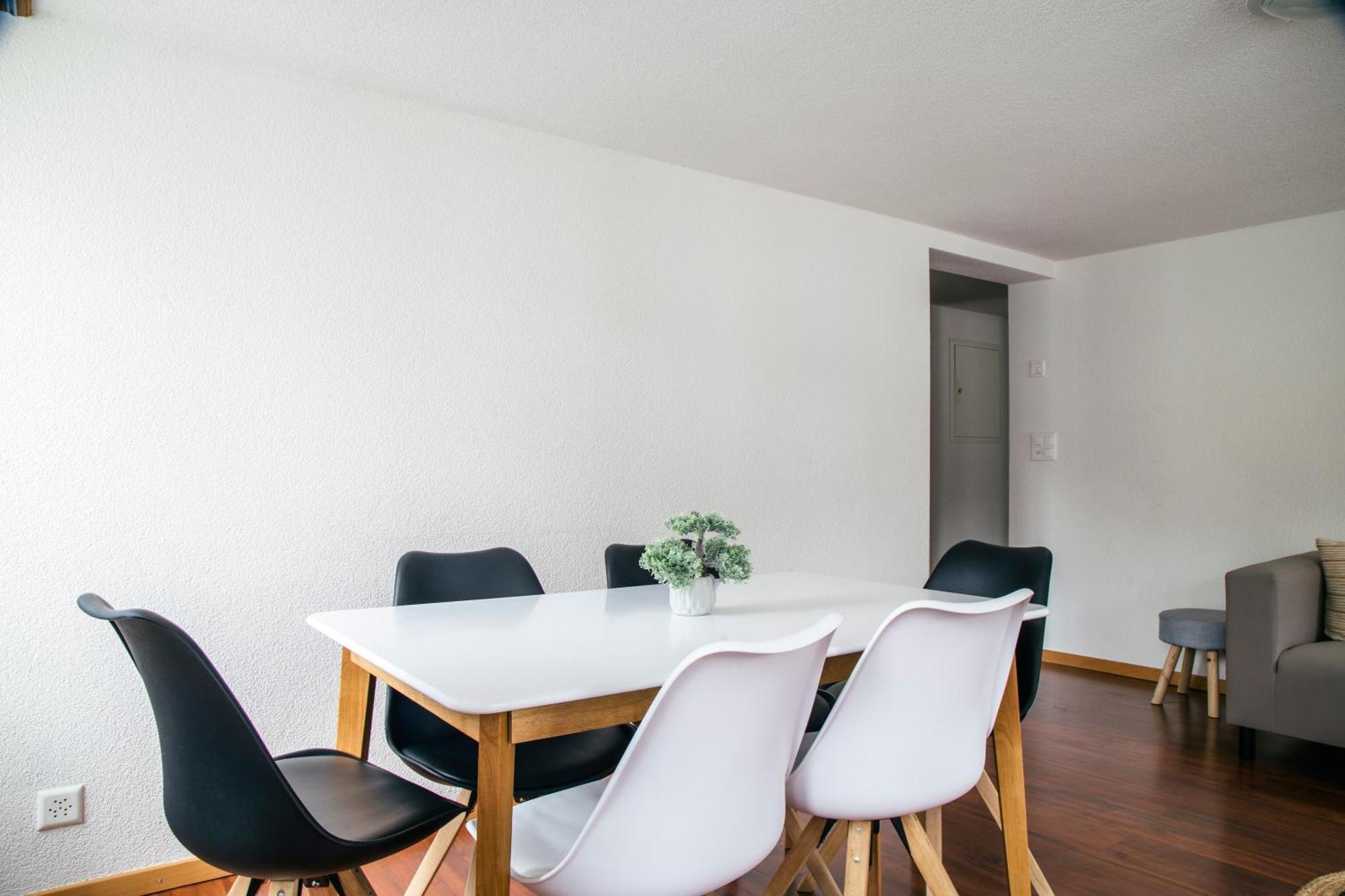 Nimbuzzz Apartments Unterseen ห้อง รูปภาพ